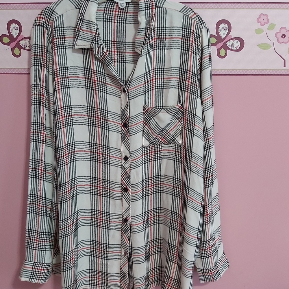 BEACHLUNCHLOUNGE Button Down Top